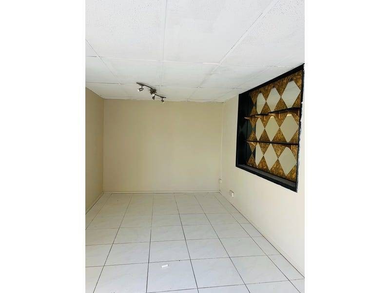 8 Mistral Street, Greenfield Park NSW 2176