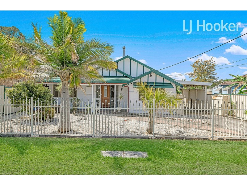19 Landon St, Fairfield East NSW 2165