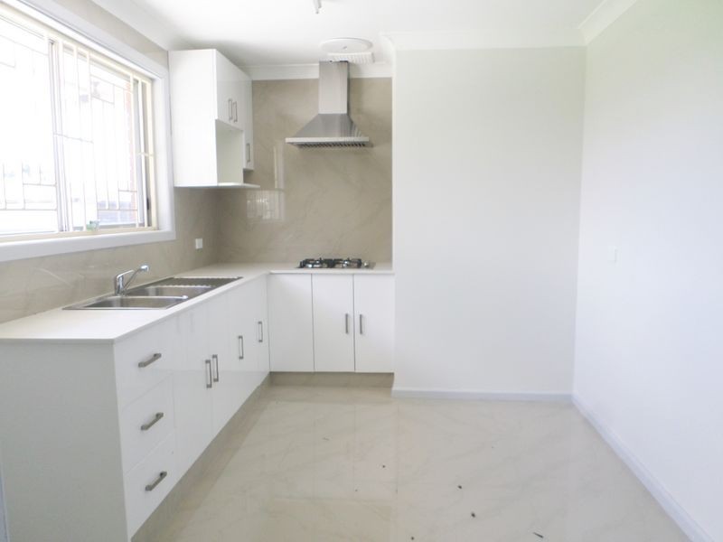 4 Cayley Place, Cabramatta NSW 2166