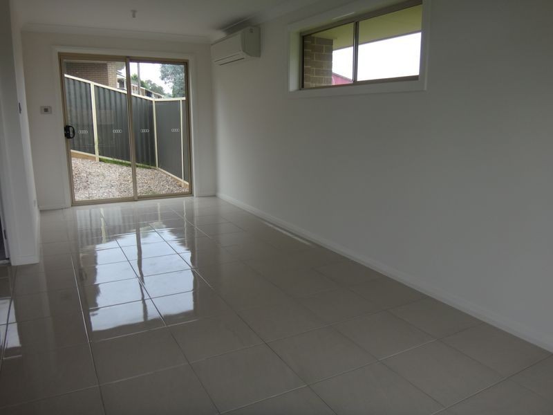 4 BOYD STREET, Eagle Vale NSW 2558