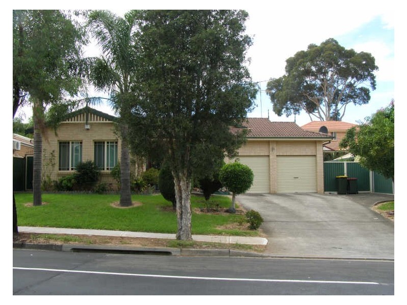28 Lord Howe Drive, Green Valley NSW 2168