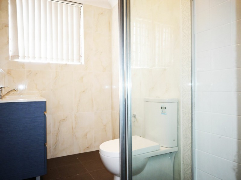 8/106 Longfield Street, Cabramatta NSW 2166