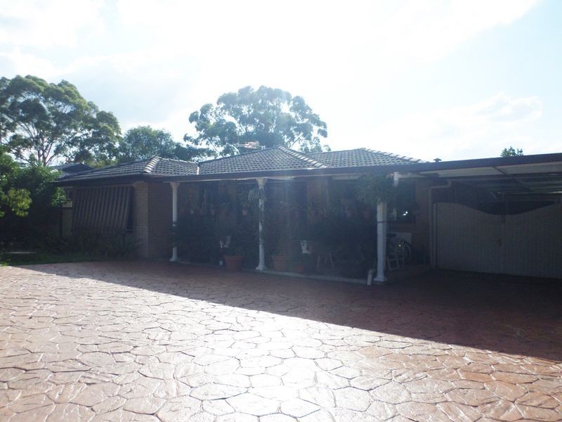 27 Humphries Road, Wakeley NSW 2176