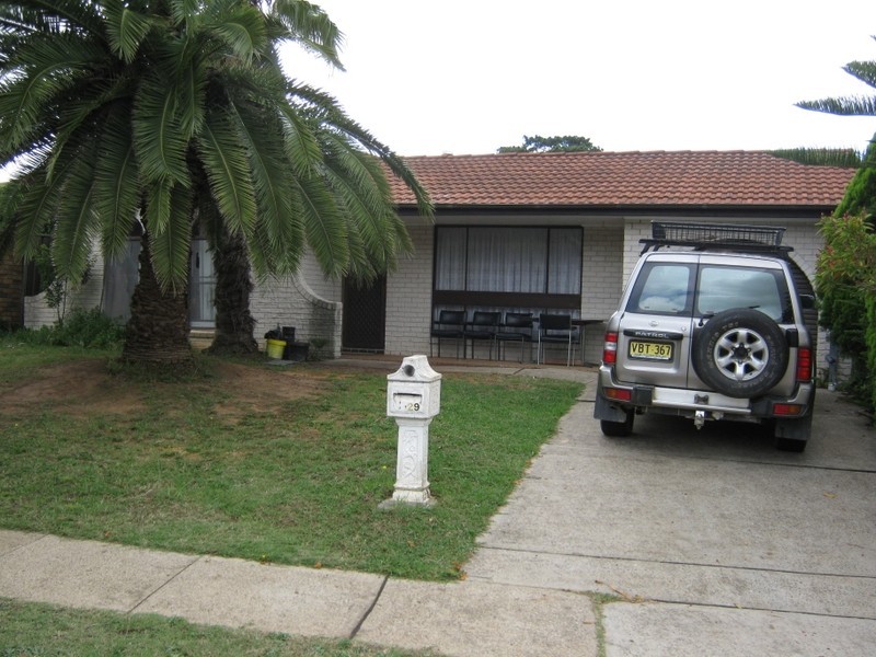 29 Glen Logan Road, Bossley Park NSW 2176