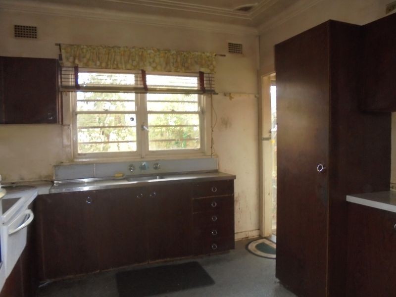 2 Bartley Street, Cabramatta NSW 2166