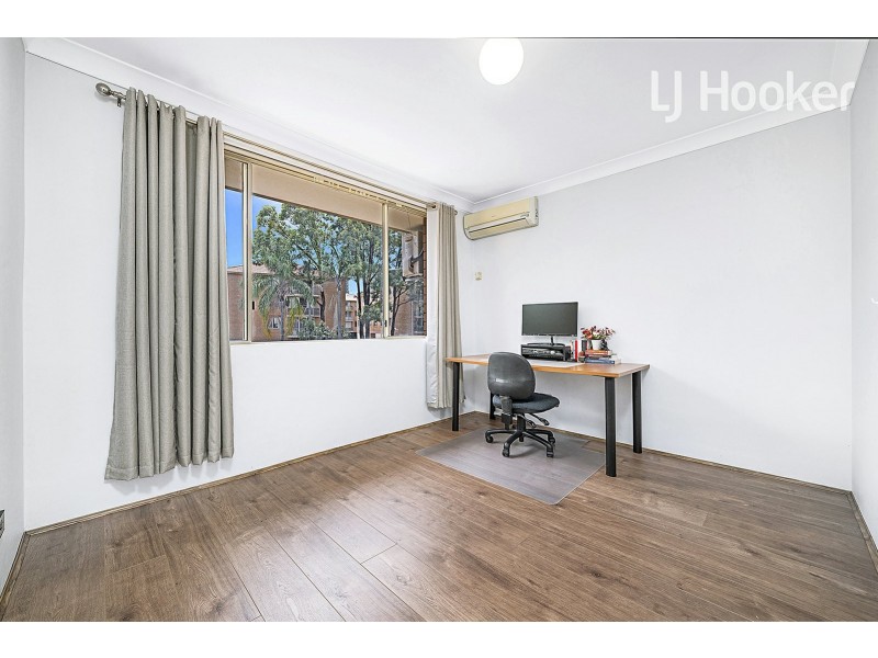 7/1 Riverpark Drive, Liverpool NSW 2170