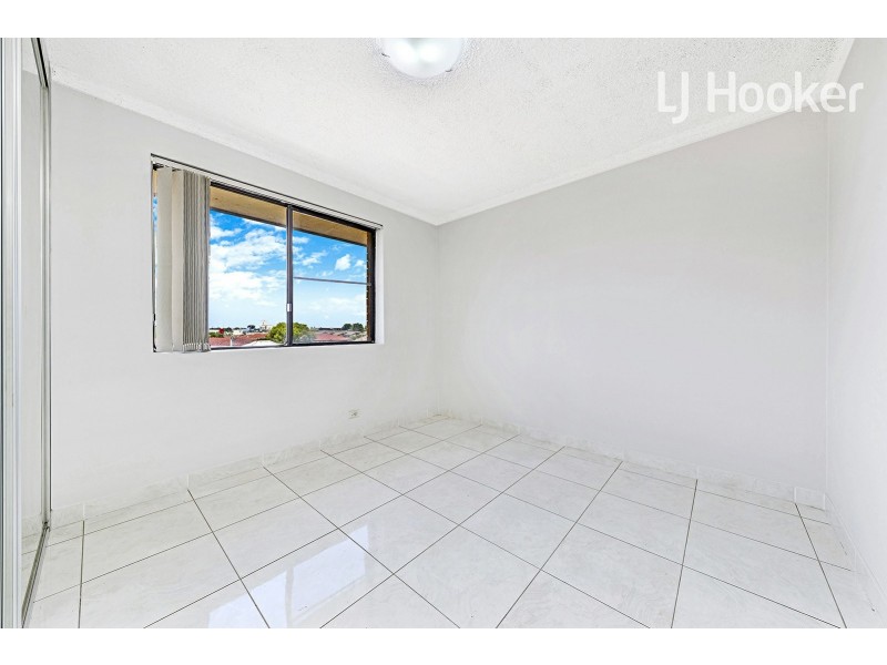 12/60 Hughes St, Cabramatta NSW 2166