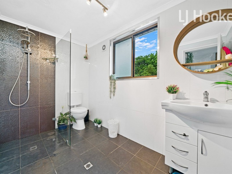 28 Knight St, Lansvale NSW 2166