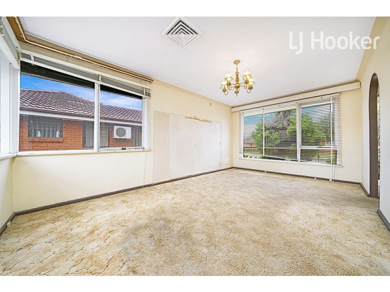 25 Jasmine Crescent, Cabramatta NSW 2166