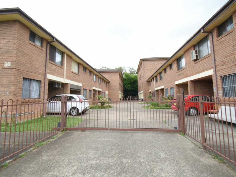 15/30-34 Pevensey Street, Canley Vale NSW 2166