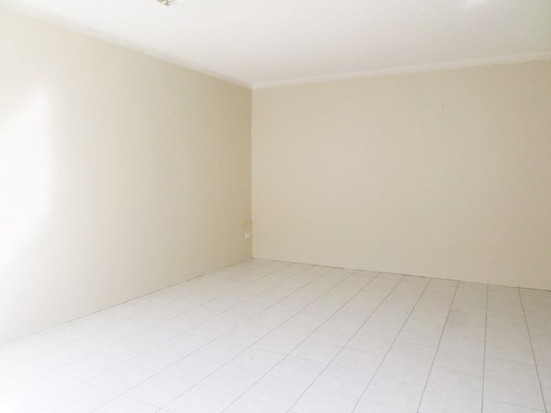 4/168 Sandal Crescent, Carramar NSW 2163