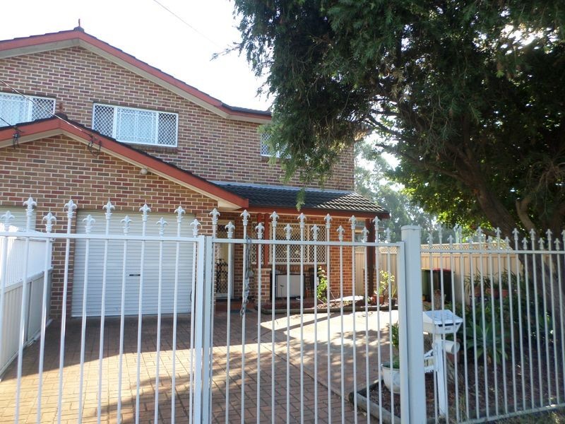 121a LANSDOWNE ROAD, Canley Vale NSW 2166