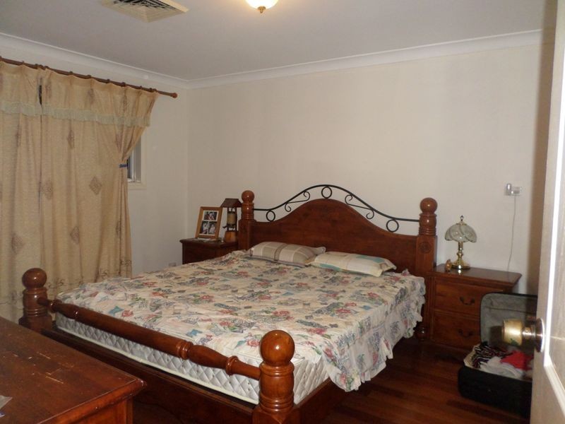 121a LANSDOWNE ROAD, Canley Vale NSW 2166