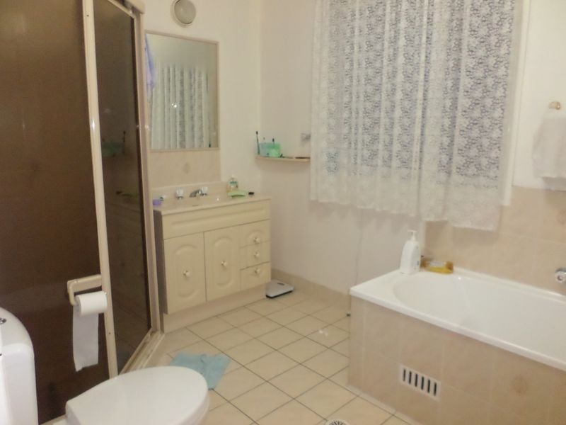 121a LANSDOWNE ROAD, Canley Vale NSW 2166