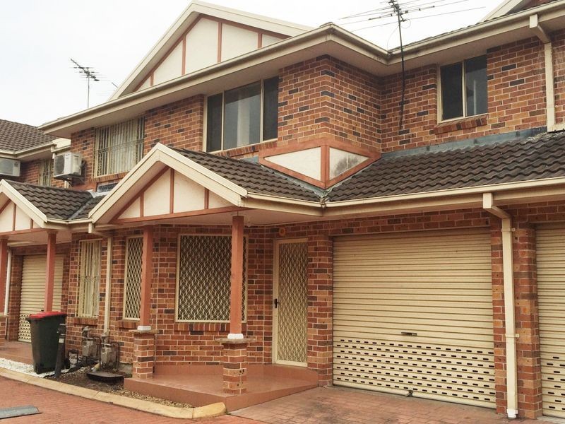 10/32 ST JOHNS ROAD, Cabramatta NSW 2166