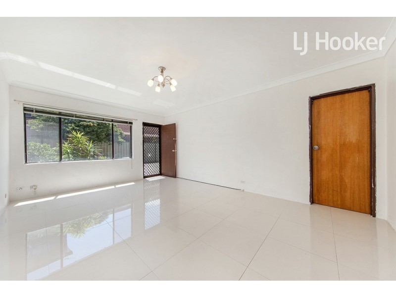 4/38 Pevensey St, Canley Vale NSW 2166