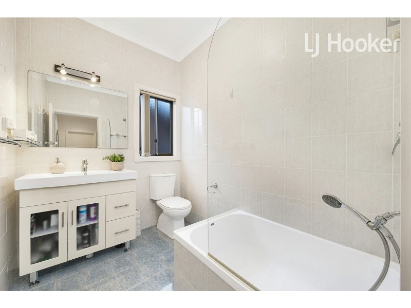 32 Bowden St, Cabramatta NSW 2166