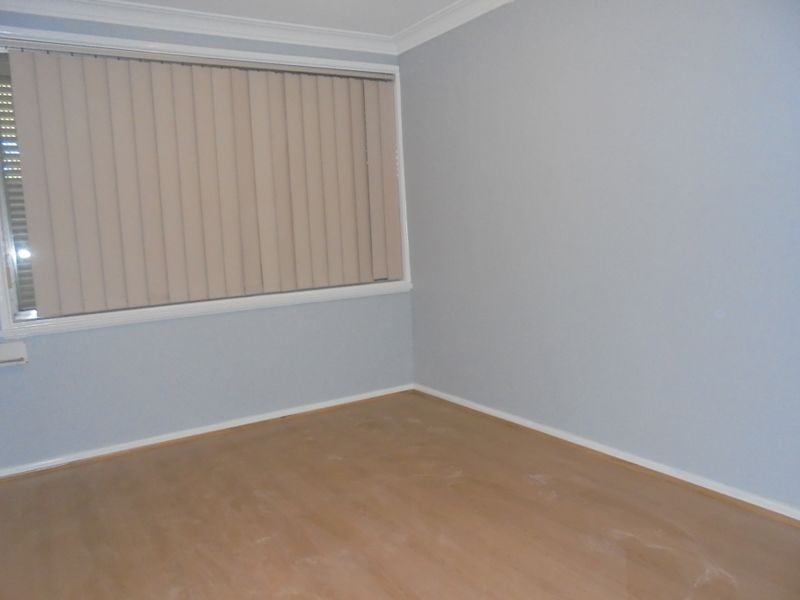 4 Jocarm St, Condell Park NSW 2200