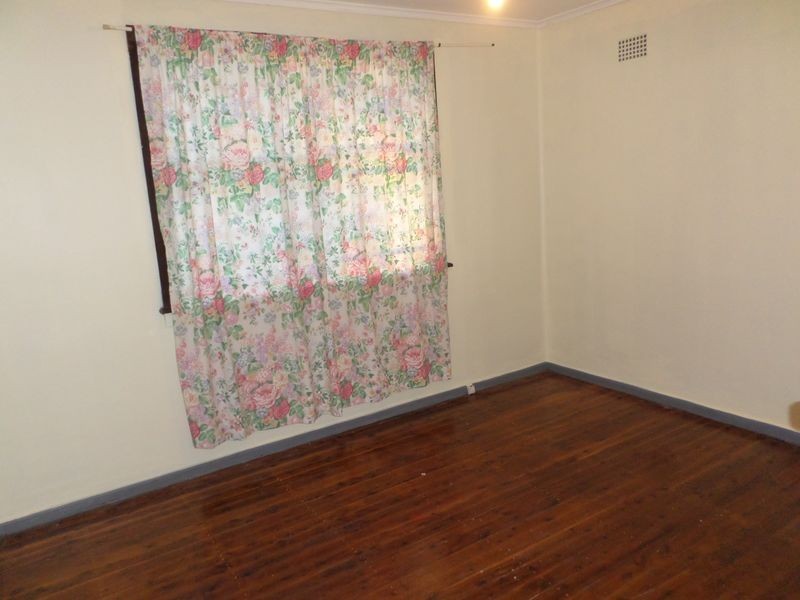 12 Welwyn  Road, Canley Heights NSW 2166