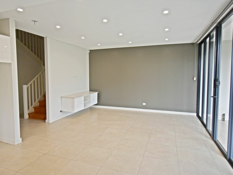 284 Miller Road, Villawood NSW 2163