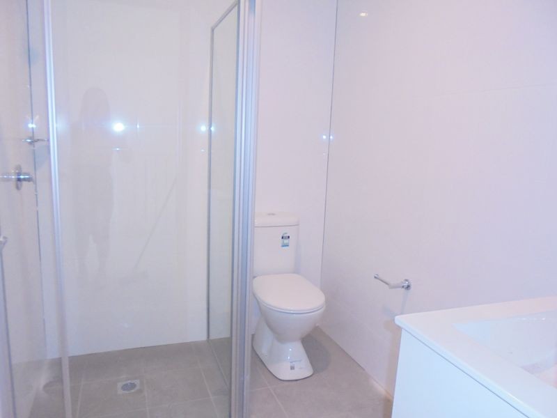 2/51 Bonnyrigg Ave, Bonnyrigg NSW 2177