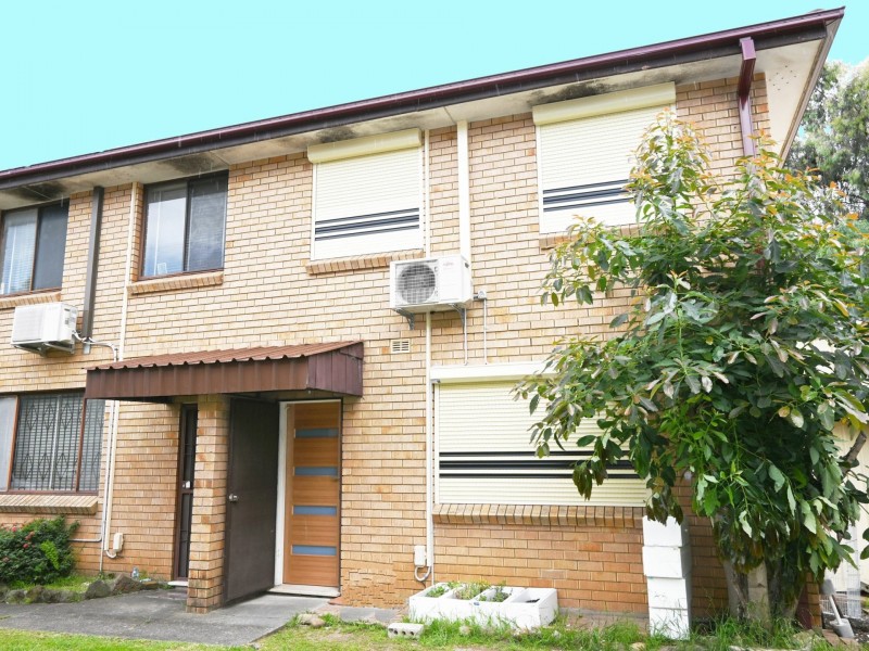 13/7 Pevensey St, Canley Vale NSW 2166