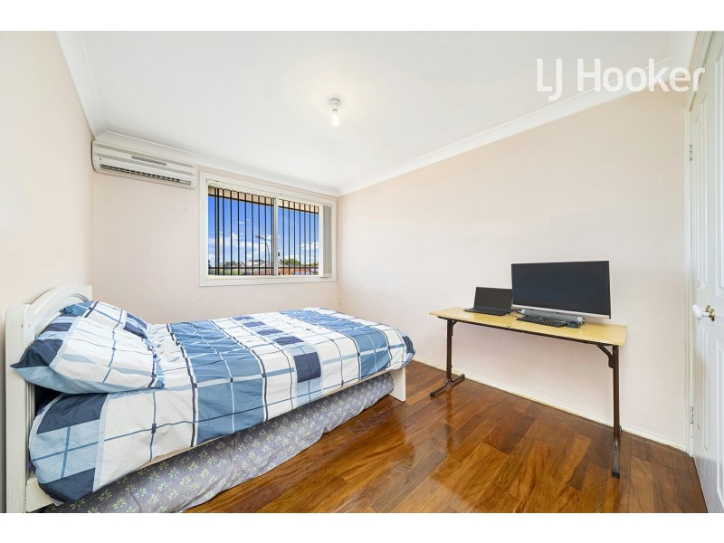 11 Angelina Cr, Cabramatta NSW 2166