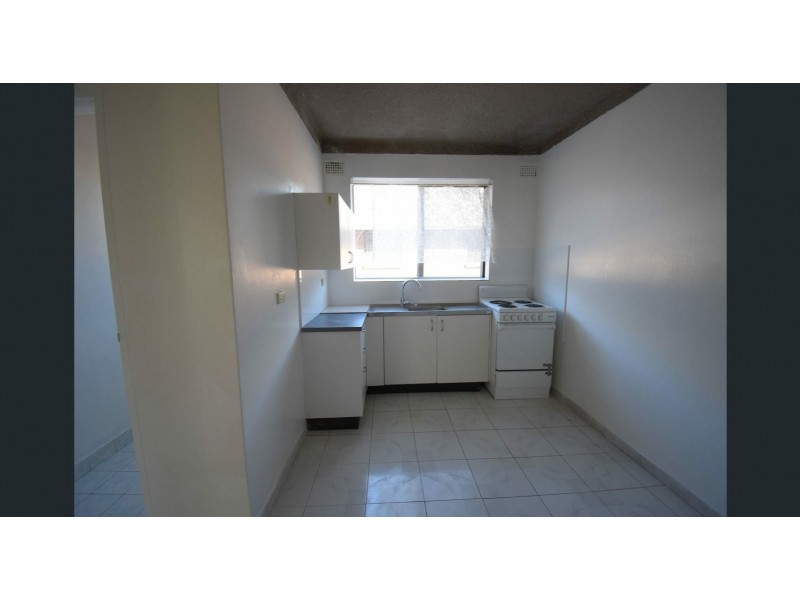 2/12 Hill Street, Cabramatta NSW 2166