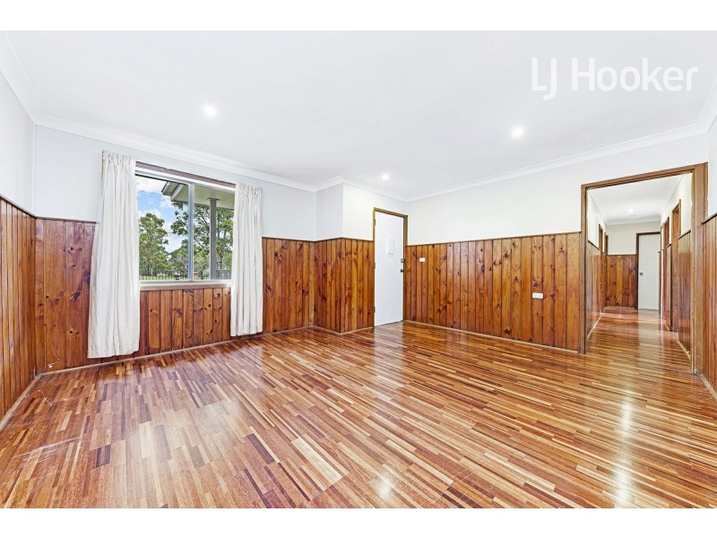 22 Tairora St, Whalan NSW 2770