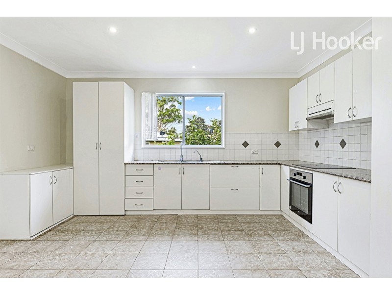 22 Tairora St, Whalan NSW 2770