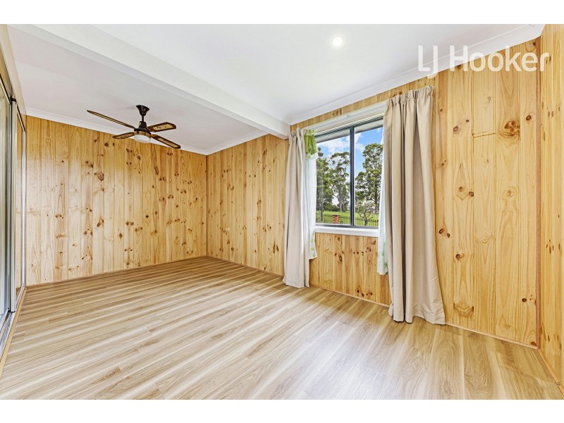 22 Tairora St, Whalan NSW 2770
