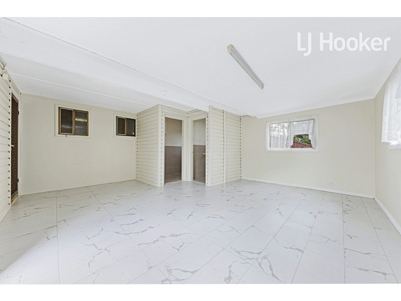 22 Tairora St, Whalan NSW 2770
