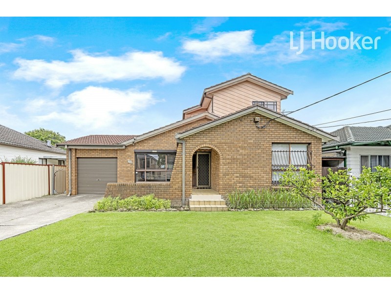 63 Margaret St, Fairfield West NSW 2165