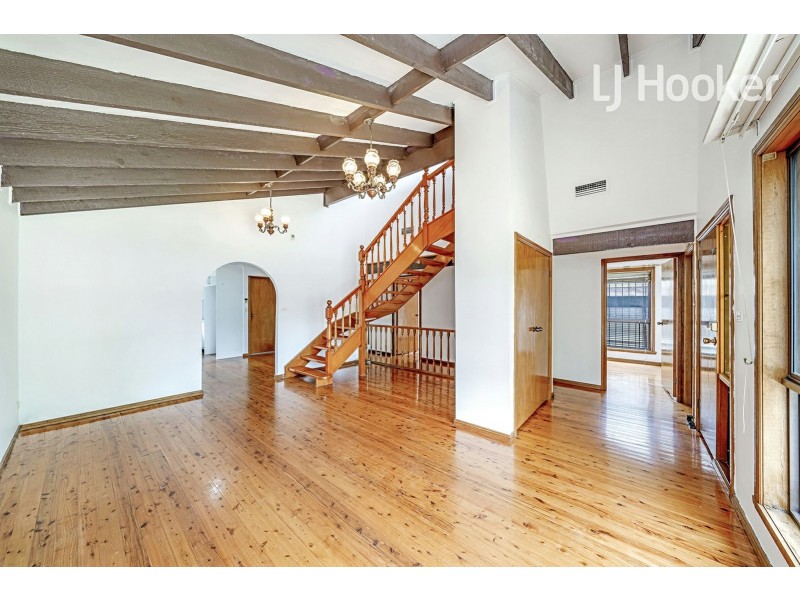 63 Margaret St, Fairfield West NSW 2165