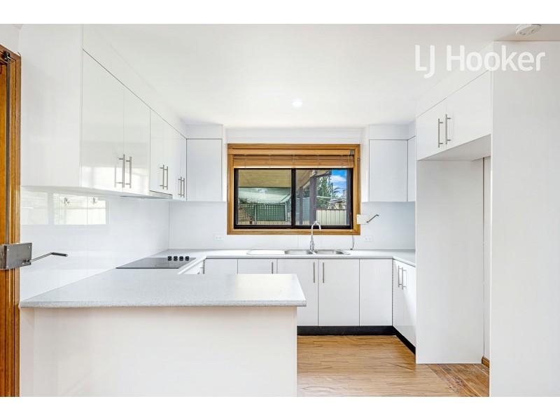 63 Margaret St, Fairfield West NSW 2165