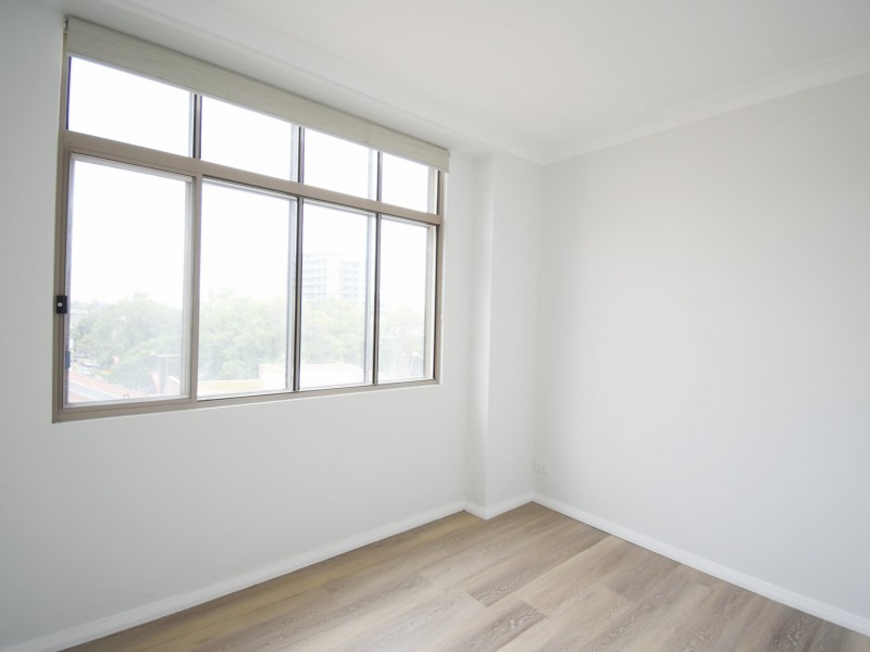 6/17 Kitchener Parade, Bankstown NSW 2200