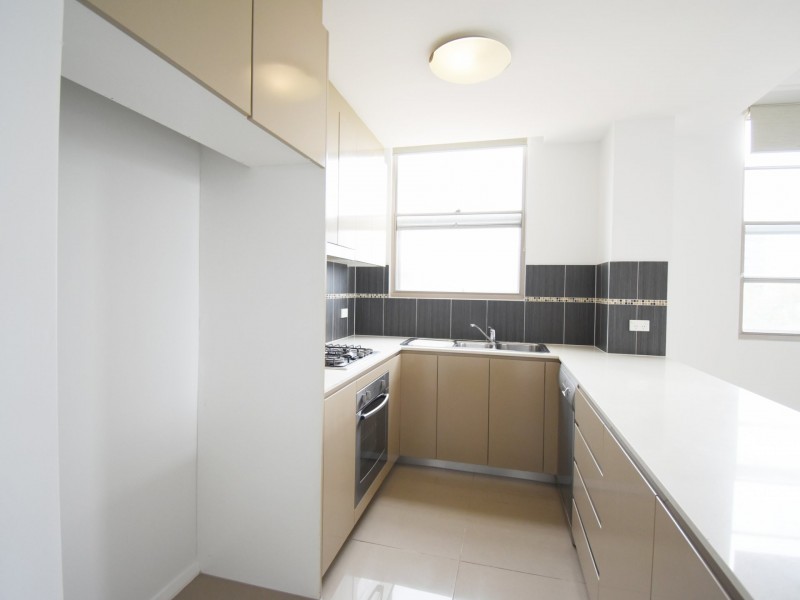 6/17 Kitchener Parade, Bankstown NSW 2200