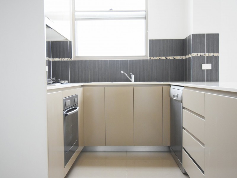 6/17 Kitchener Parade, Bankstown NSW 2200