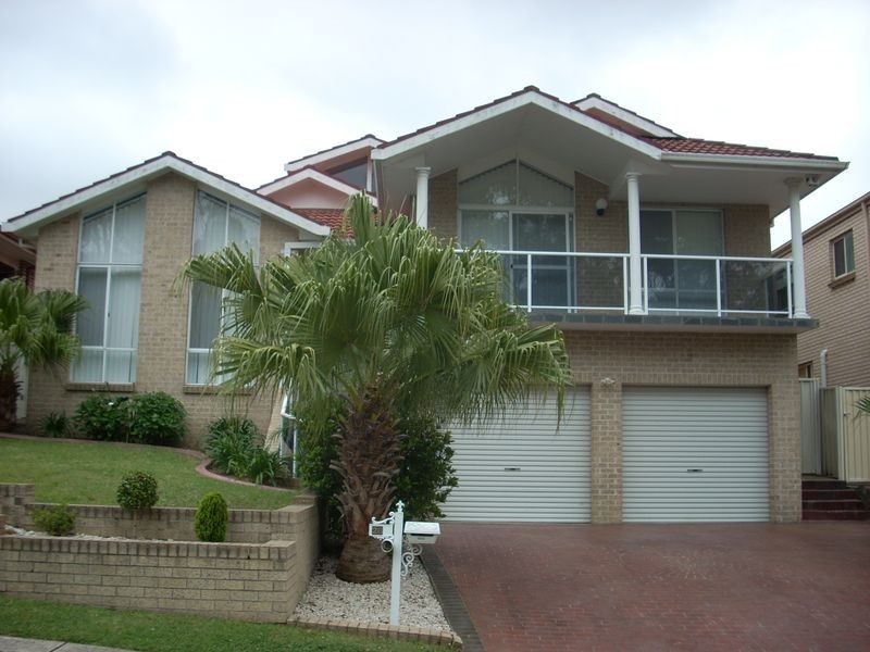 Edensor Park NSW 2176