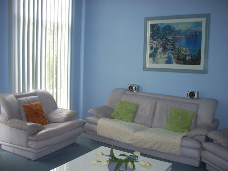 Edensor Park NSW 2176