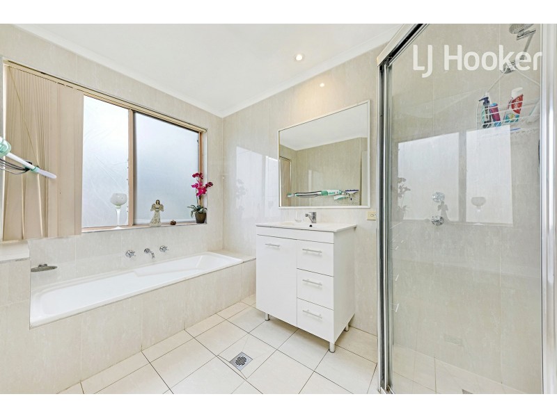 9 Godwit Close, Hinchinbrook NSW 2168