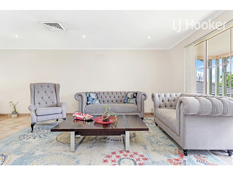 9 Godwit Close, Hinchinbrook NSW 2168