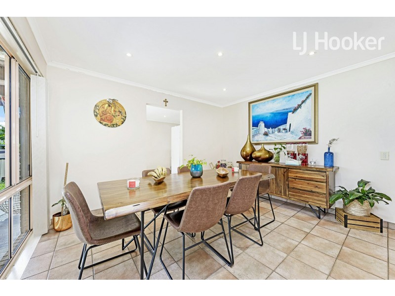 9 Godwit Close, Hinchinbrook NSW 2168