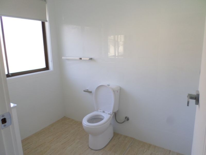 5 HEMPSHIRE PLACE, Wakeley NSW 2176