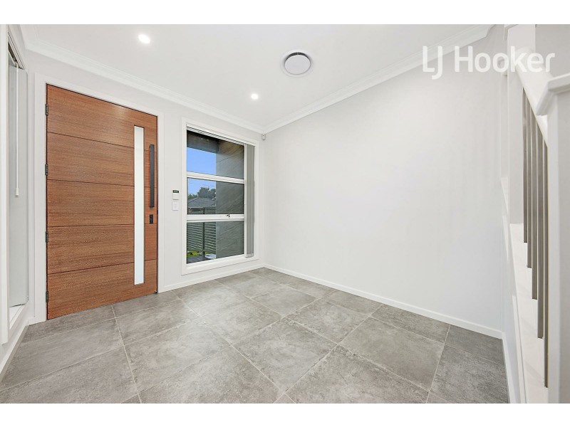 28 The Grove, Fairfield NSW 2165