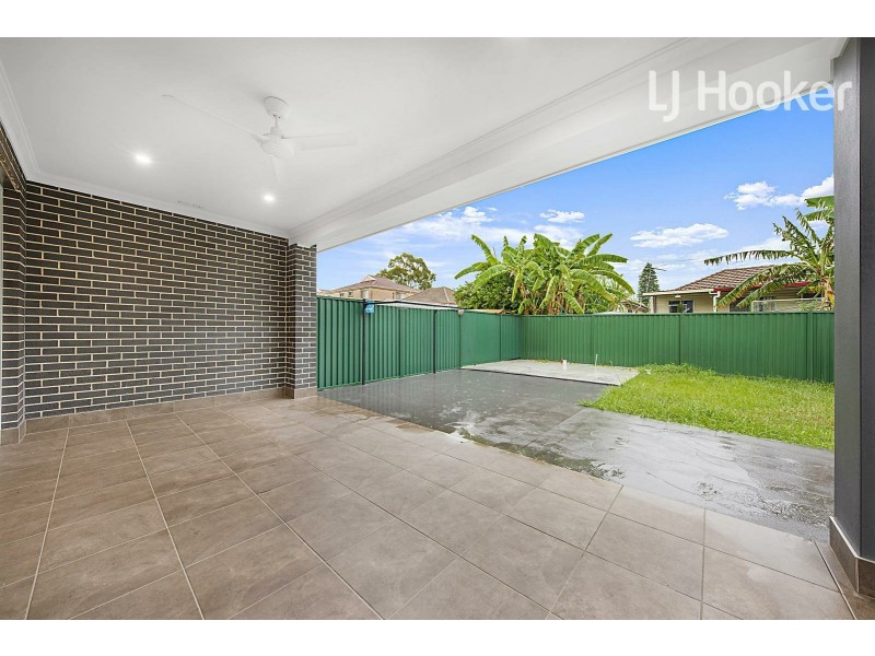 28 The Grove, Fairfield NSW 2165