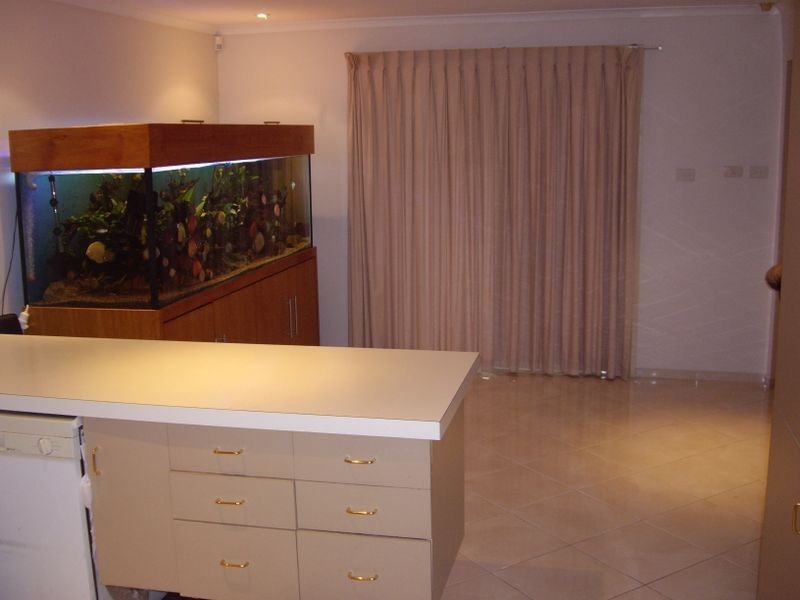 Edensor Park NSW 2176