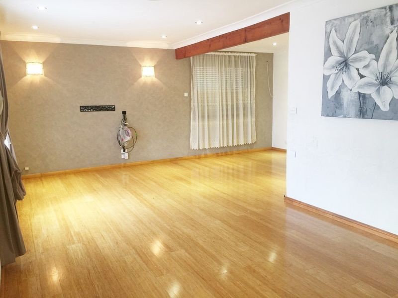 28 Moonshine Ave, Cabramatta NSW 2166