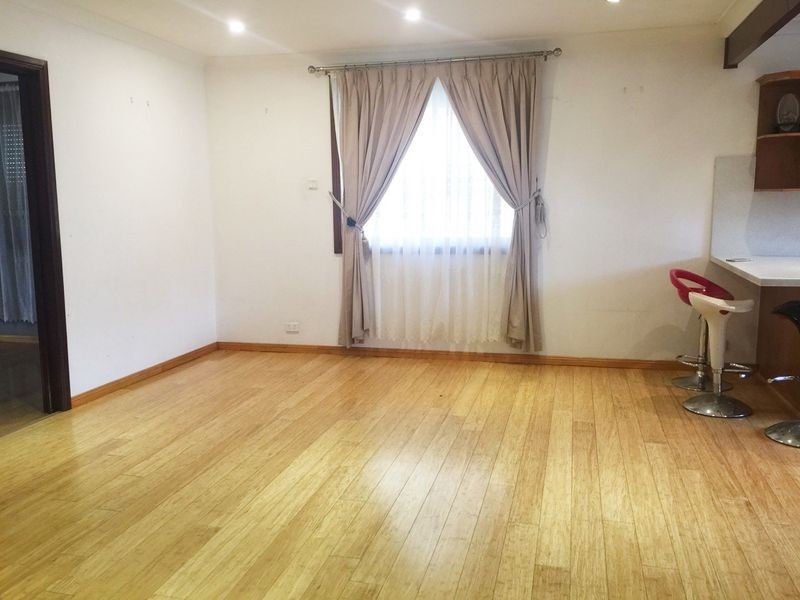 28 Moonshine Ave, Cabramatta NSW 2166