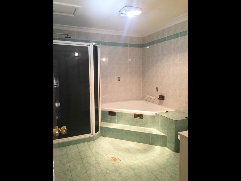 28 Moonshine Ave, Cabramatta NSW 2166